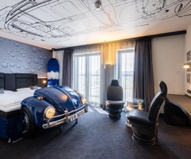 V8 Hotel Köln at MOTORWORLD